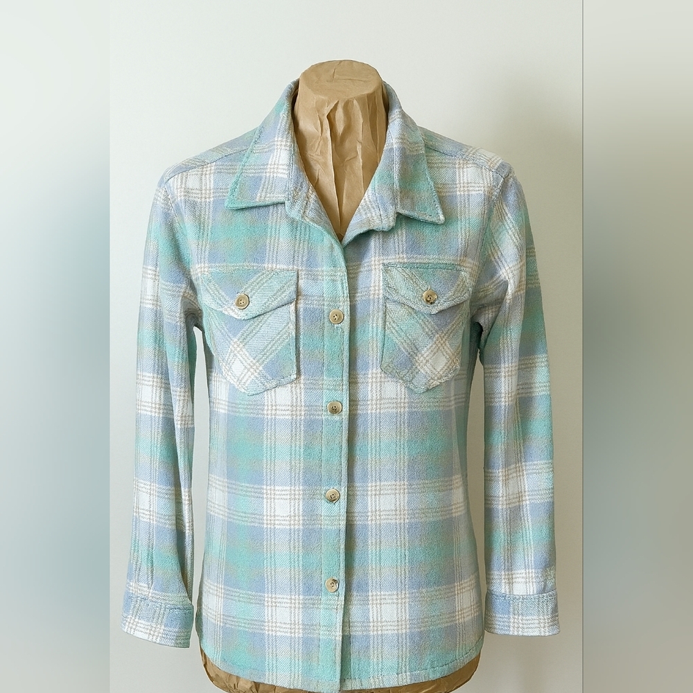 Blue and Green Utility Jacket with Collared Design